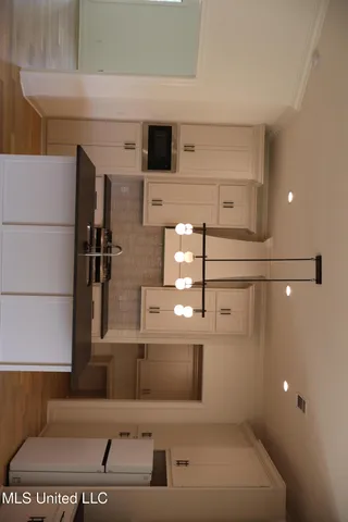 $2,800 | 410 Butternut Drive, Canton, MS 39046