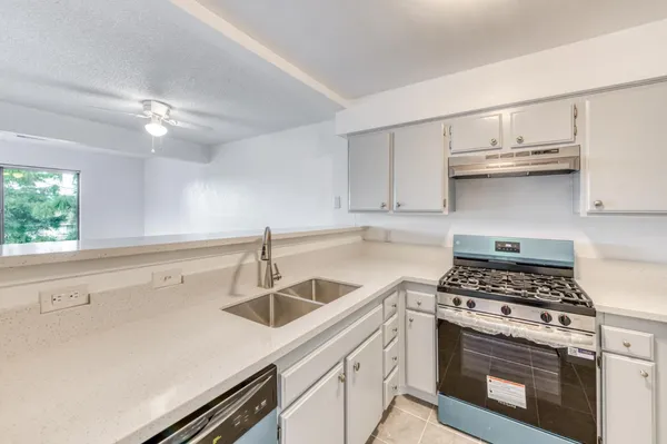 $125,000 | 4860 East Lane Avenue, Unit 230, Fresno, CA 93727