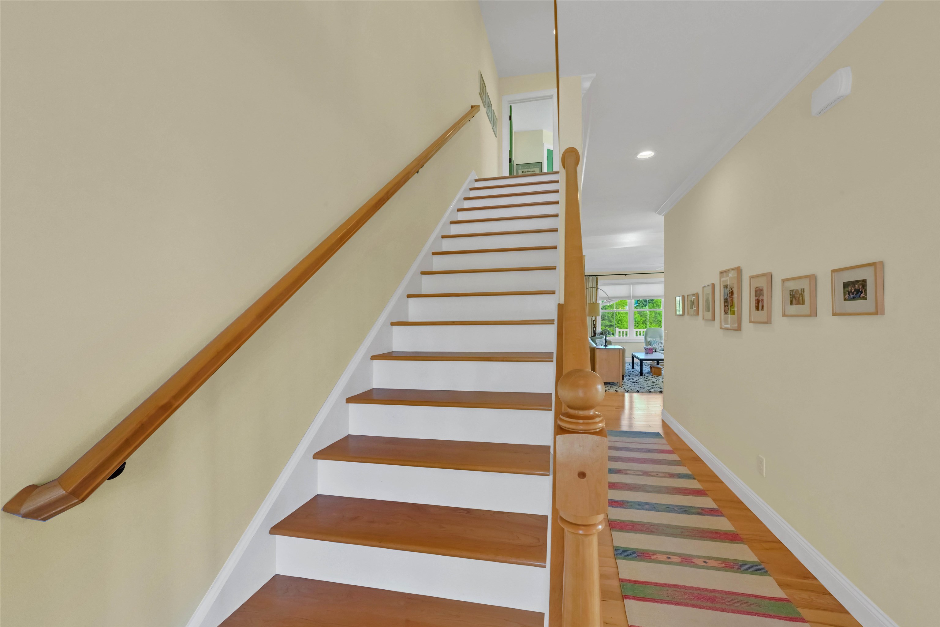 86 North Jefferson Road South Burlington, VT 05403 - Photo 8 of 60