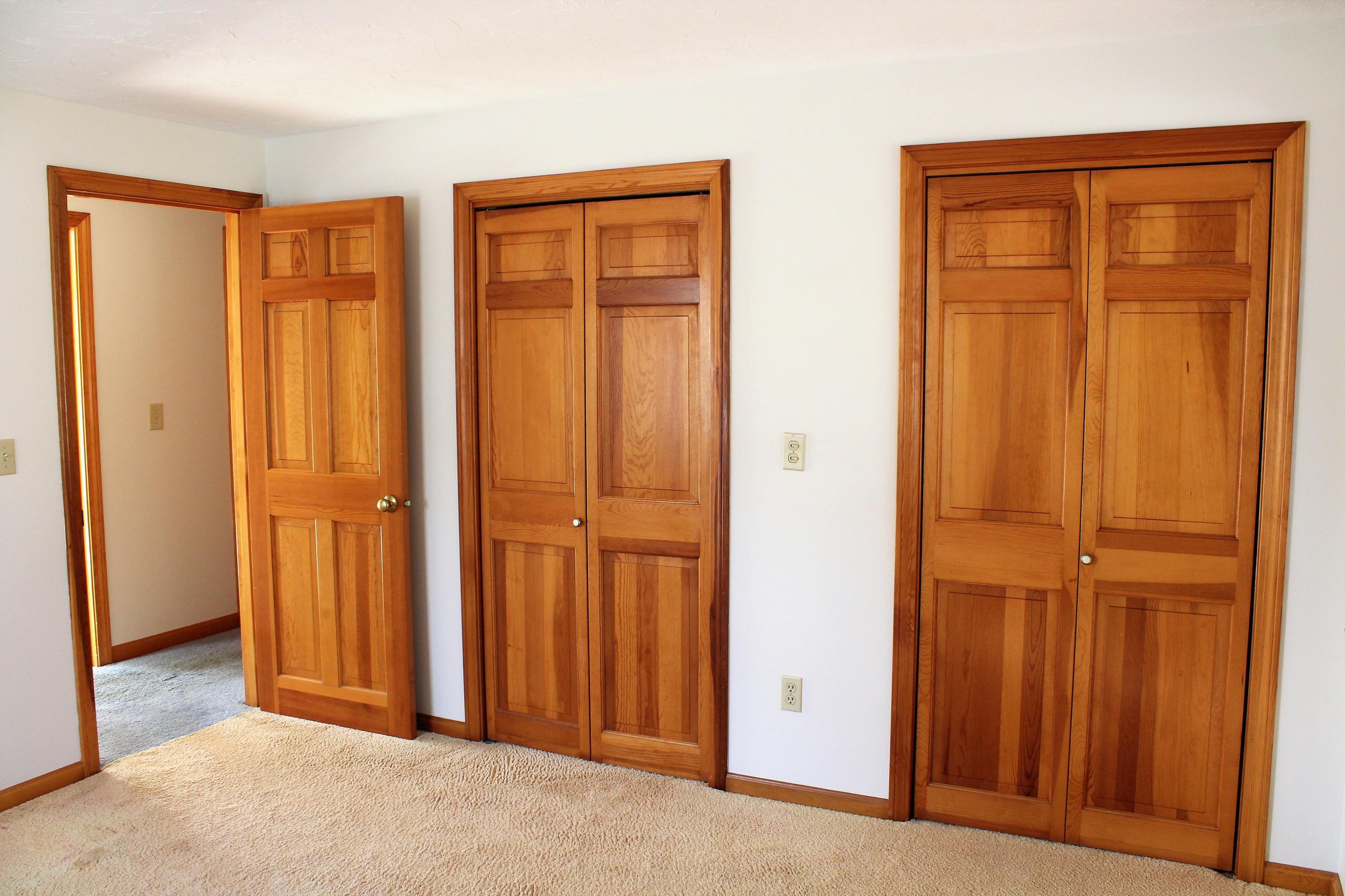 35 Catskill Road Buzzards Bay, MA 02532 - Photo 32 of 43 an empty room with windows and closet area