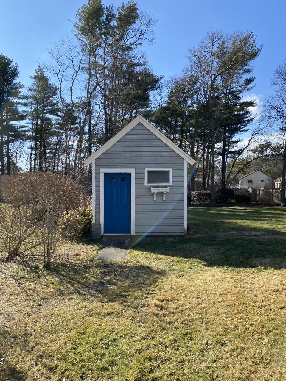 35 Catskill Road Buzzards Bay, MA 02532 - Photo 9 of 43 a house with trees in the background