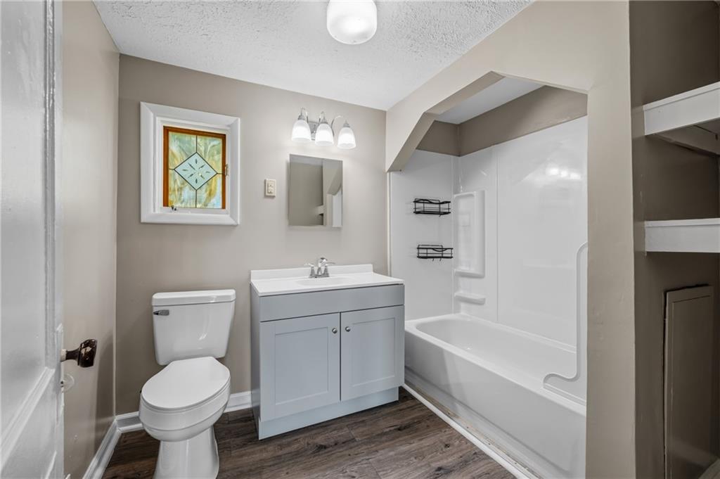 2329 Hazelton Street Pittsburgh, PA 15214 - Photo 20 of 27 Gallery Image 20