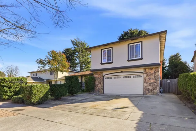 $1,039,000 | 750 West 9th Street, Gilroy, CA 95020