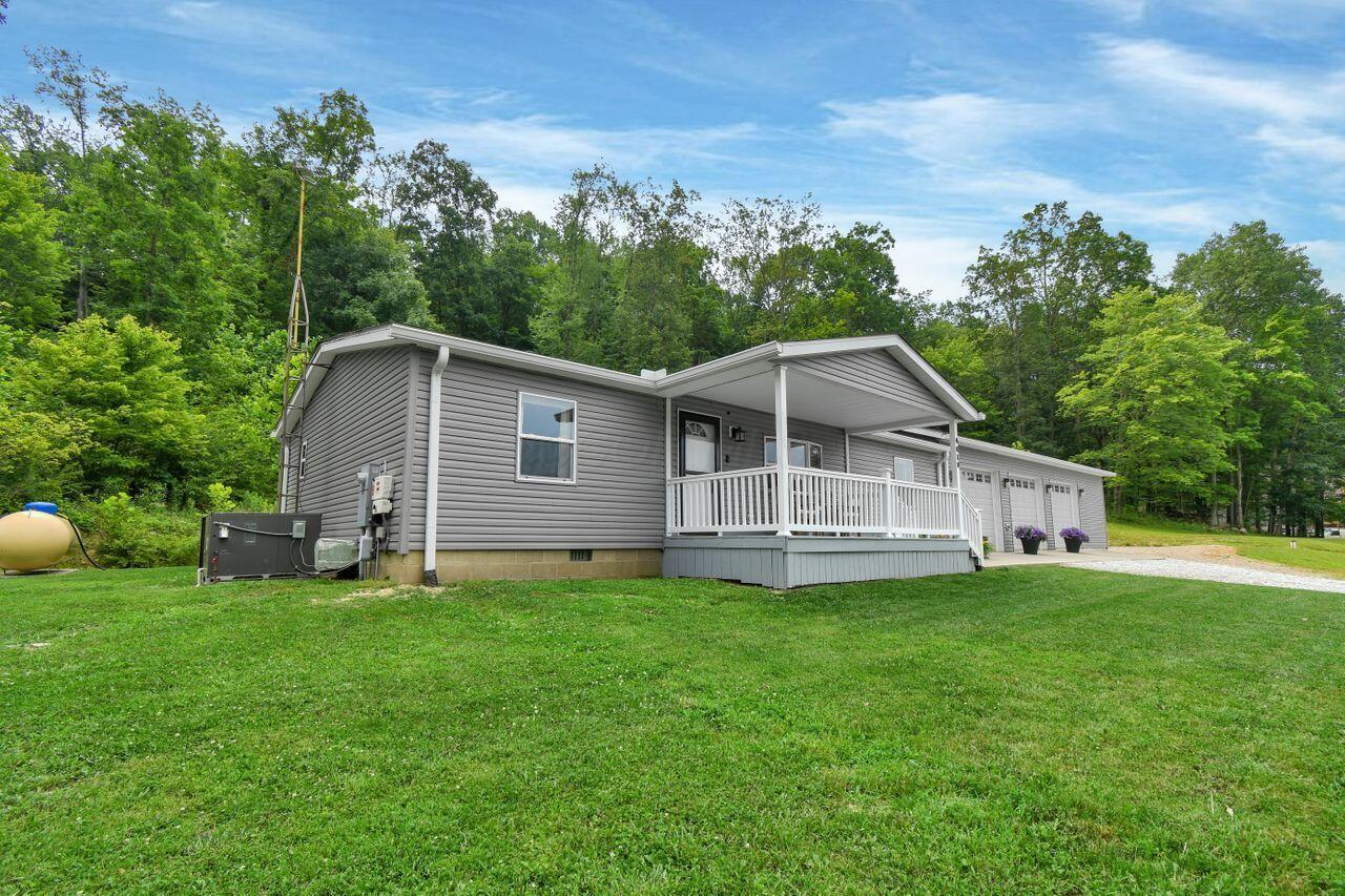 4619 Spring Hill Road Southeast Heath, OH 43056 - Photo 2 of 34 DSC_0453