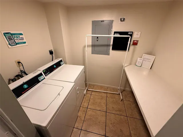 $249,900 | 3212 Northeast 12th Street, Unit 303, Pompano Beach, FL 33062