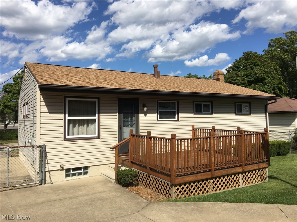 700 Reed Avenue Akron, OH 44306 - Photo 2 of 30 Gallery Image 2