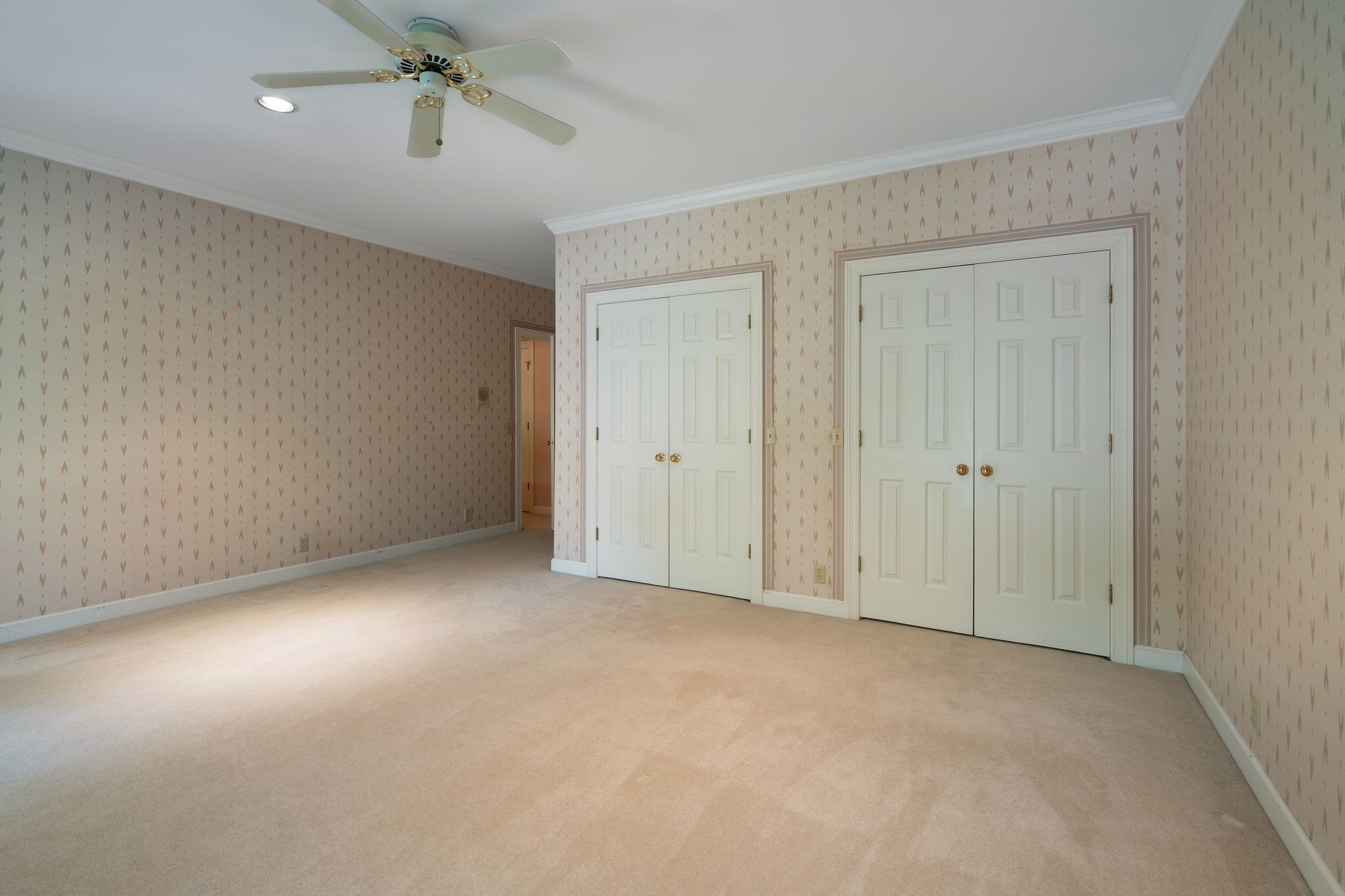 709 Heather Spring Brentwood, TN 37027 - Photo 26 of 43 an empty room with a empty space and windows
