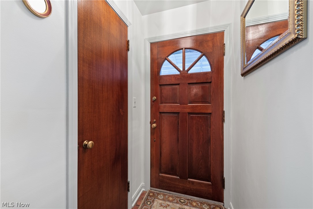 2401 Ralph Avenue Cleveland, OH 44109 - Photo 5 of 47 Gallery Image 5