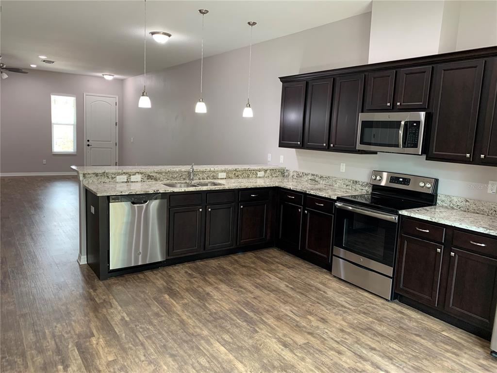 512 Frances Street Dunedin, FL 34698 - Photo 2 of 15