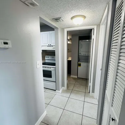 $2,200 | 8004 Southwest 149th Avenue, Unit C416, Miami, FL 33193