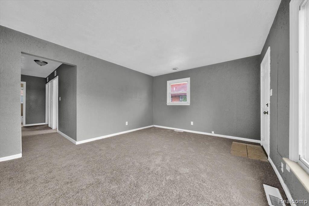 3854 Robinson Court Inkster, MI 48141 - Photo 8 of 20