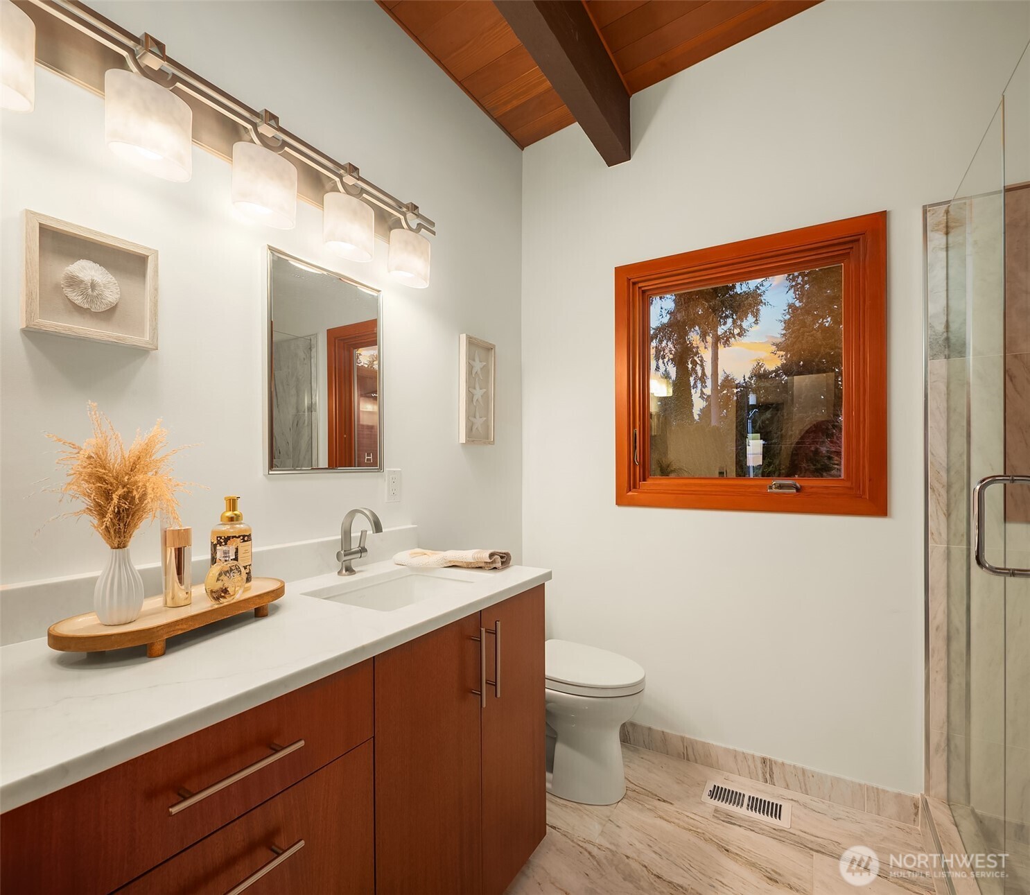 12524 Marine View Drive Edmonds, WA 98026 - Photo 31 of 40