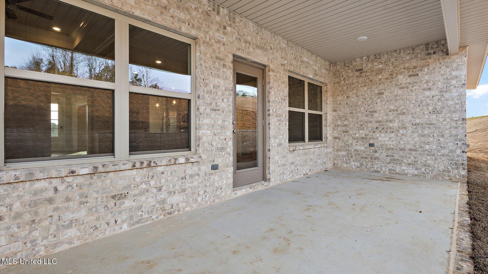 330 Cornerstone Crossing Brandon, MS 39042 - Photo 34 of 36 34-HTP_9187