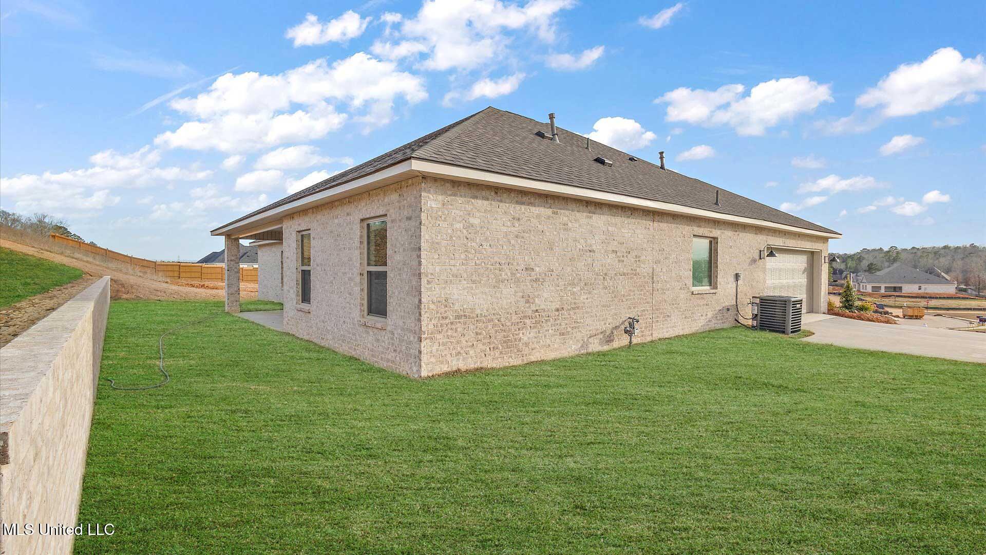 330 Cornerstone Crossing Brandon, MS 39042 - Photo 36 of 36 36-HTP_9193