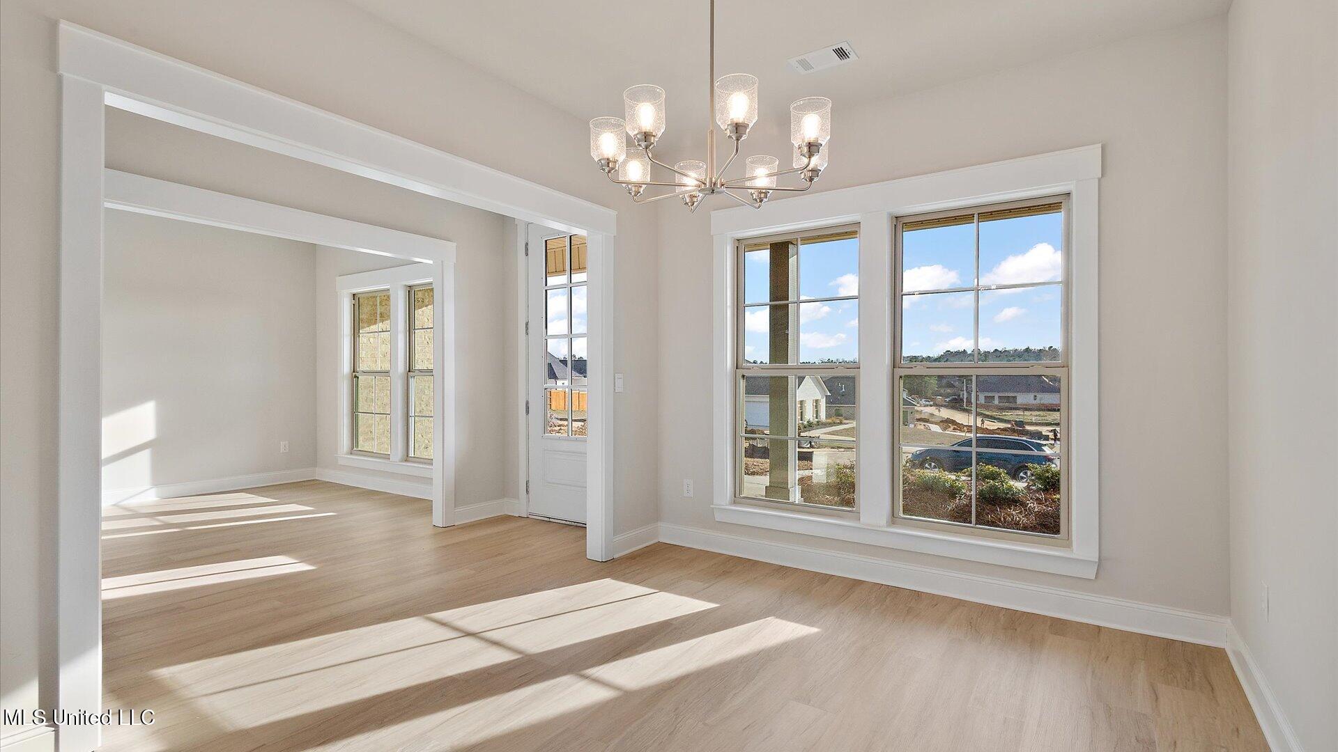 330 Cornerstone Crossing Brandon, MS 39042 - Photo 8 of 36 08-HTP_9109