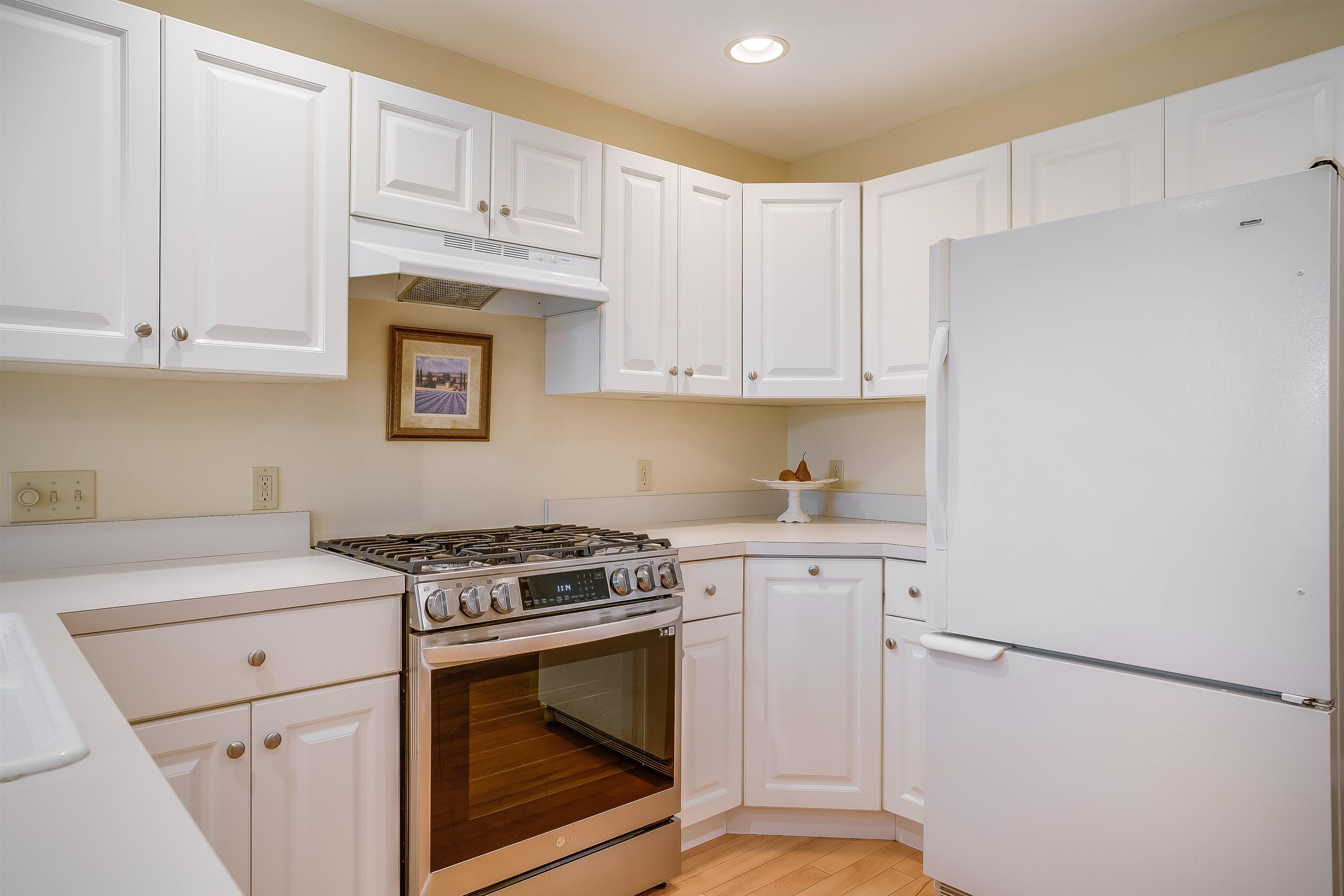 6 Highland Street Exeter, NH 03833 - Photo 11 of 42