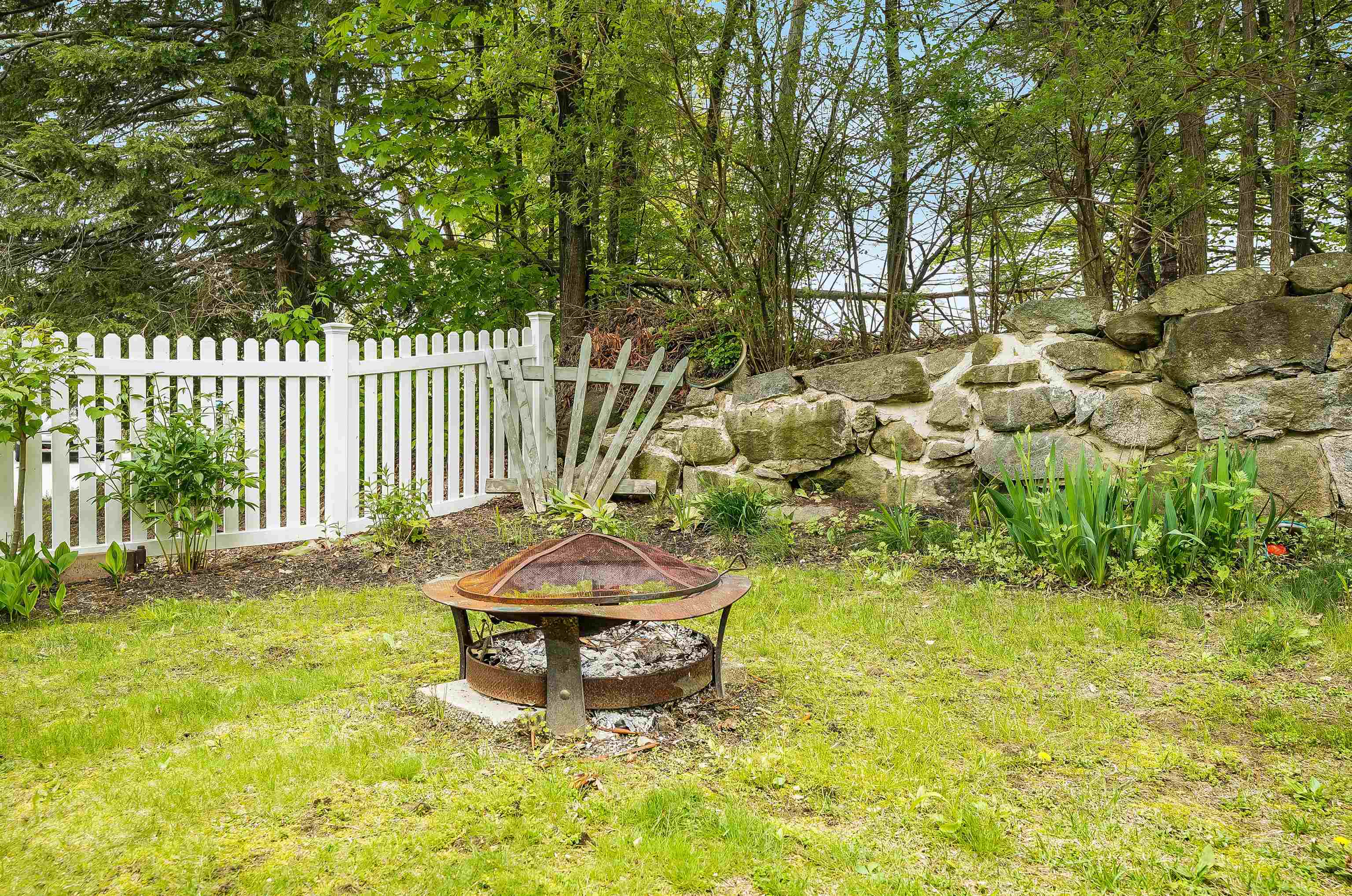 6 Highland Street Exeter, NH 03833 - Photo 37 of 42