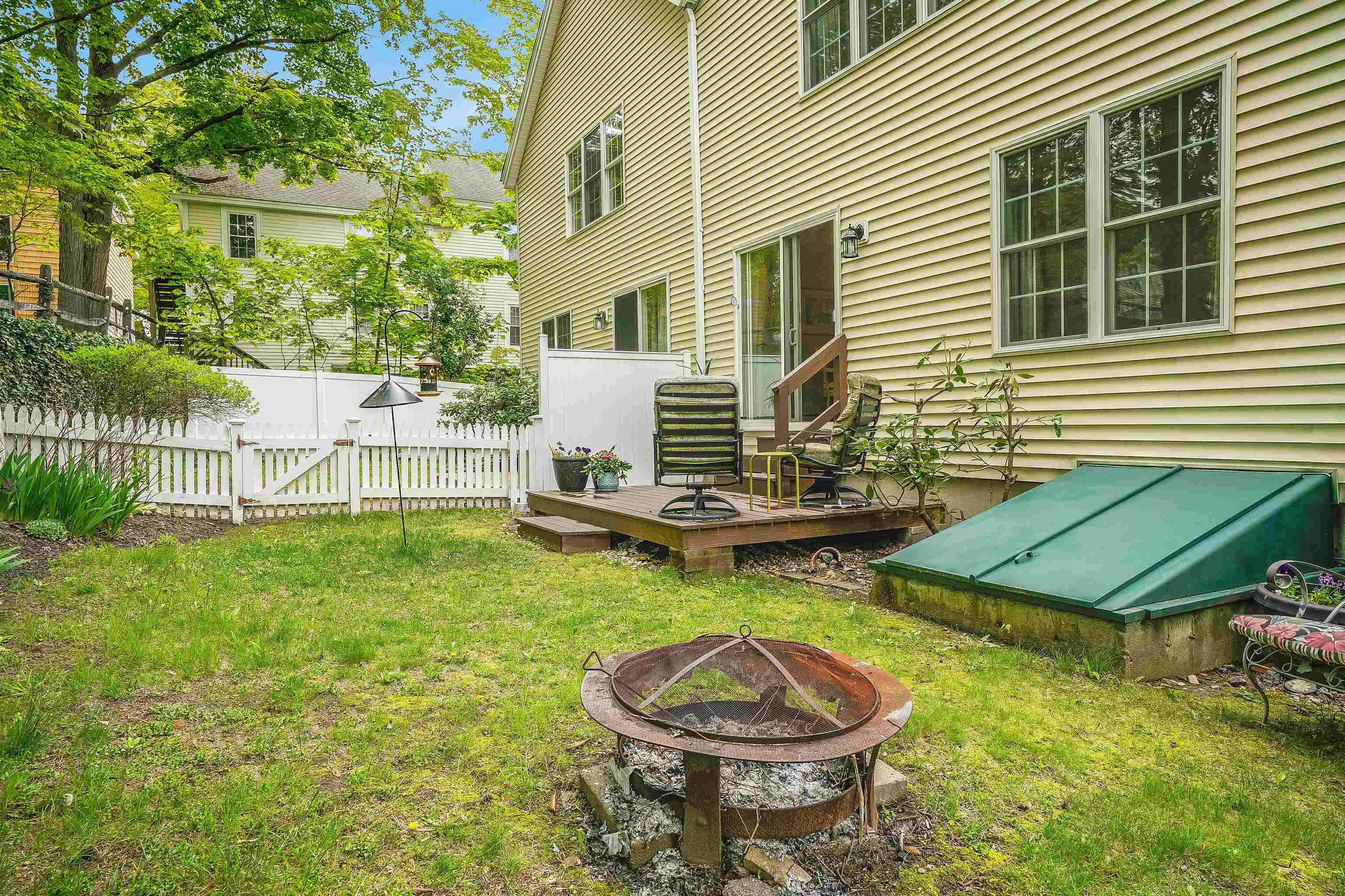 6 Highland Street Exeter, NH 03833 - Photo 40 of 42