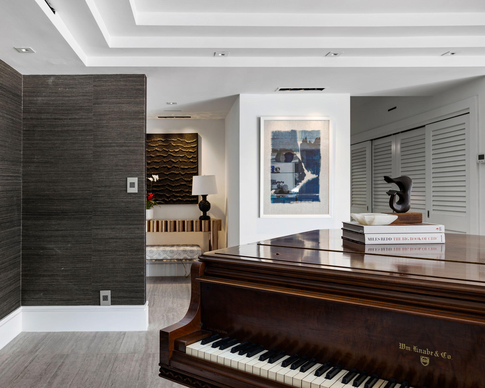 44 Cocoanut Row, Unit 212A Palm Beach, FL 33480 - Photo 12 of 52 17-web-or-mls-Palm Beach Towers Unit A21