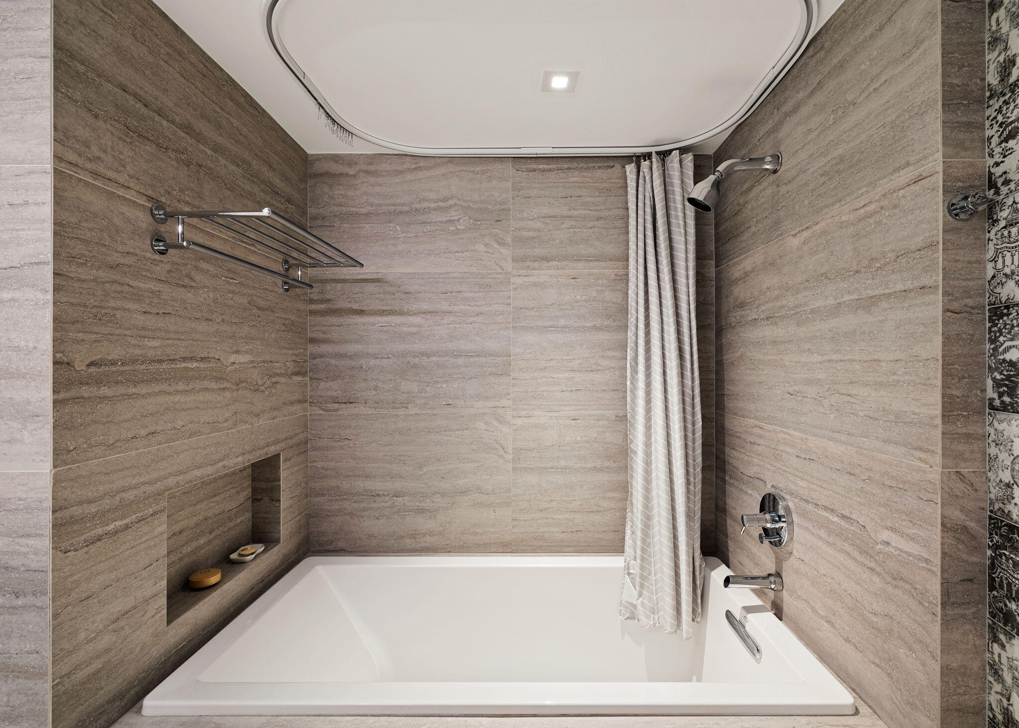 44 Cocoanut Row, Unit 212A Palm Beach, FL 33480 - Photo 36 of 52 77-web-or-mls-Palm Beach Towers Unit A21