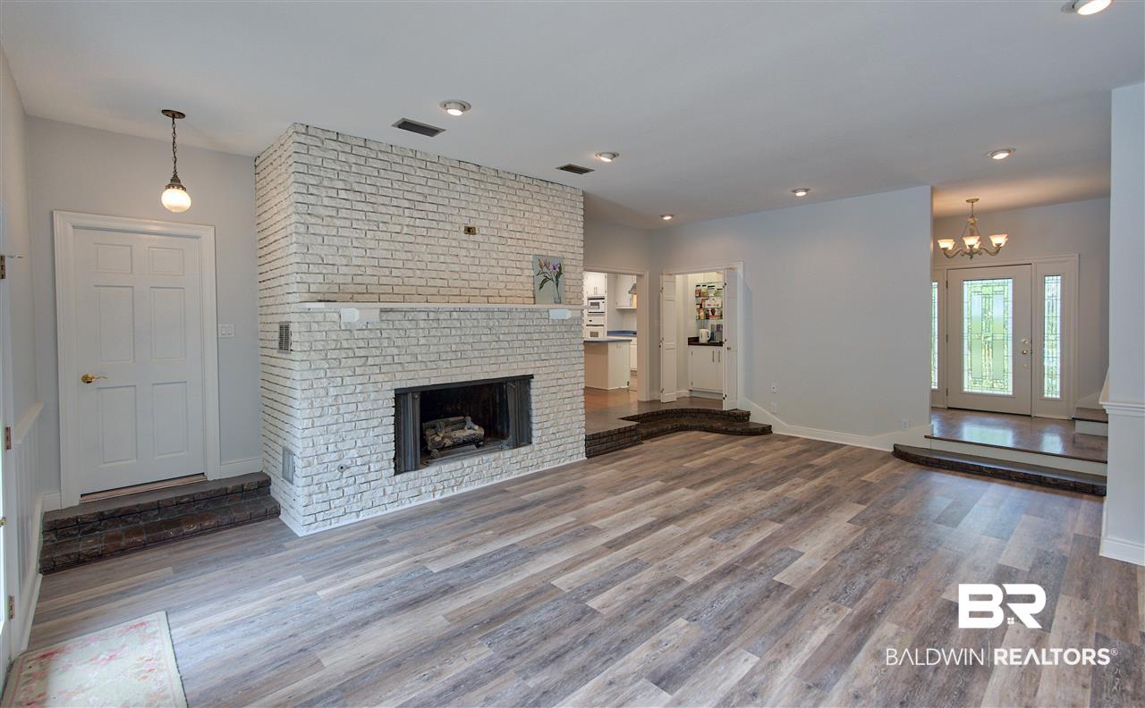 19414 Liberty Road Fairhope, AL 36532 - Photo 6 of 49