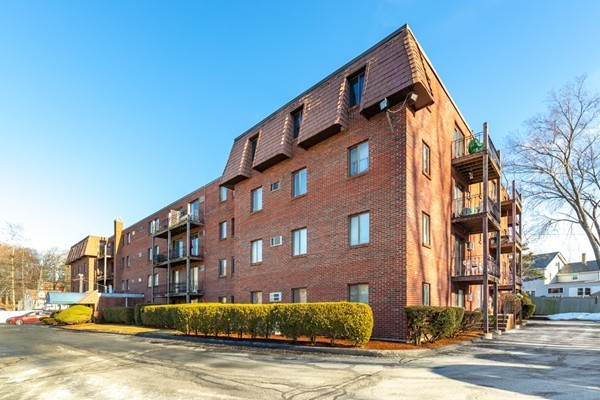 5 Washington Street, Unit B10 Reading, MA 01867 - Photo 14 of 18 Gallery Image 14