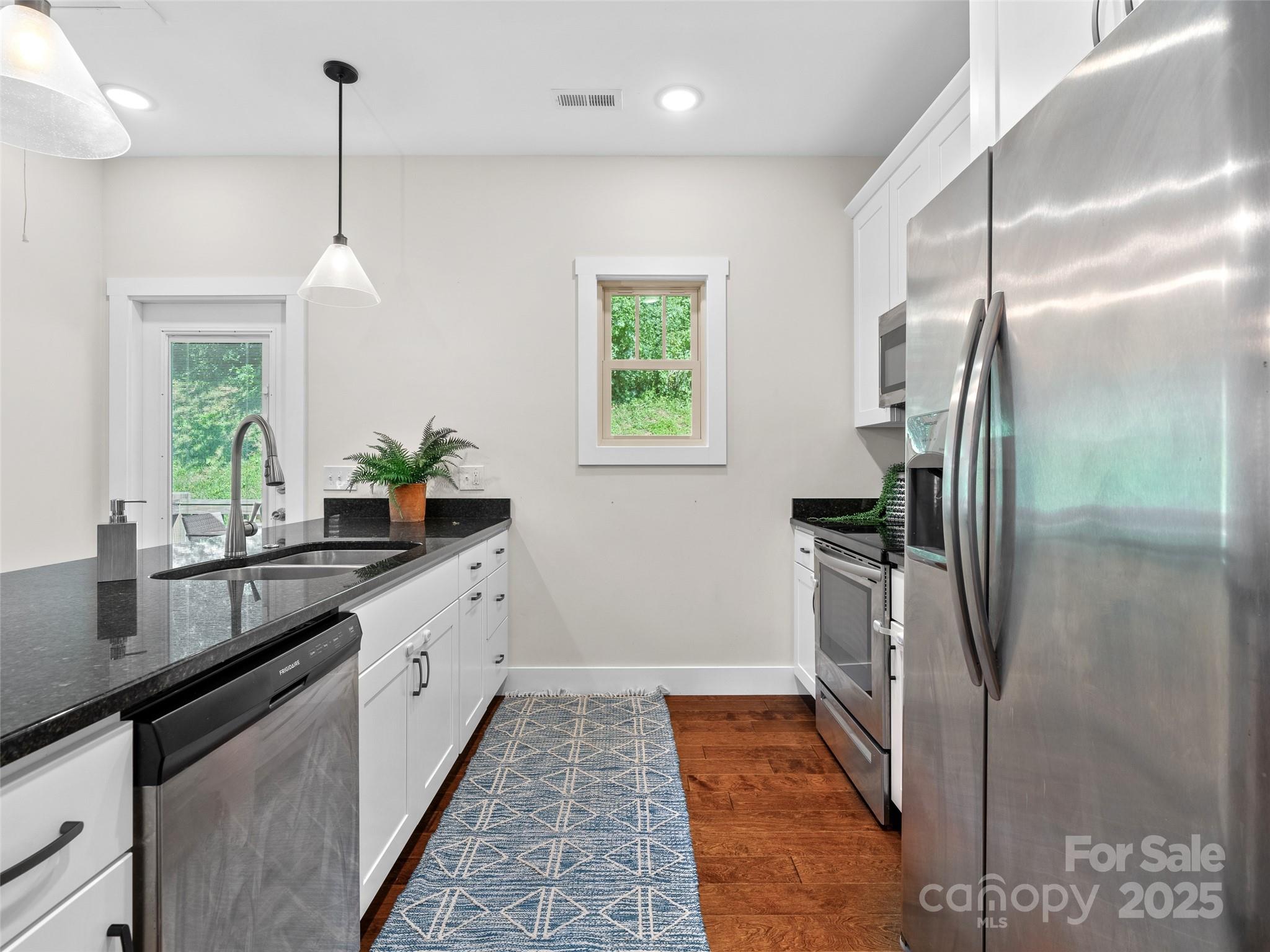 82 Wheeler Road Weaverville, NC 28787 - Photo 5 of 27 Gallery Image 5