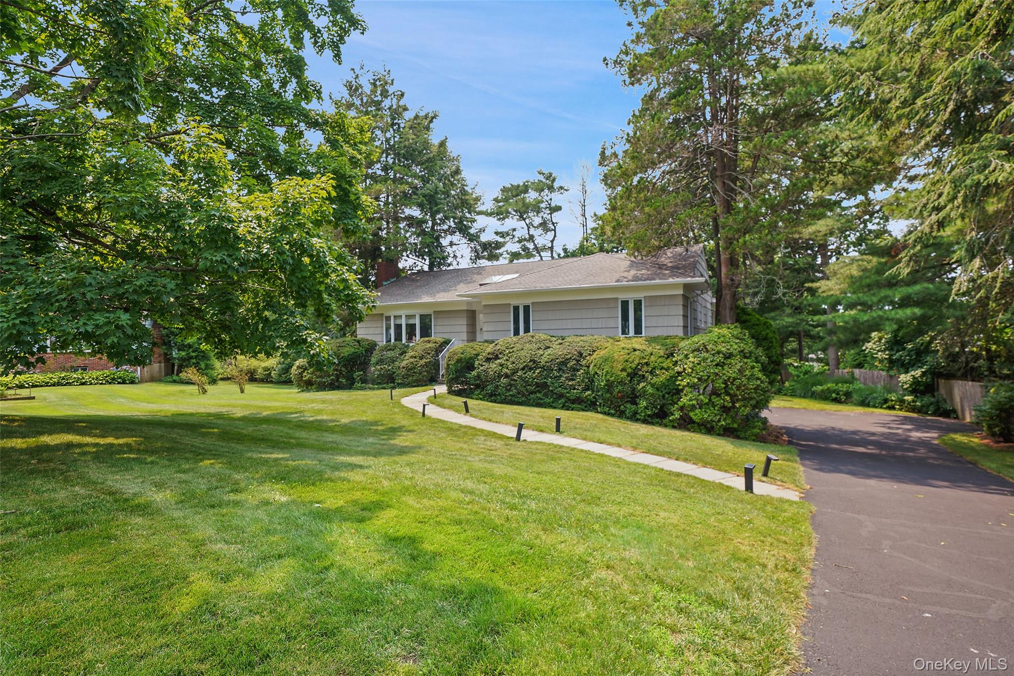 6 Greenhouse Circle Rye Brook, NY 10573 - Photo 19 of 25 Front