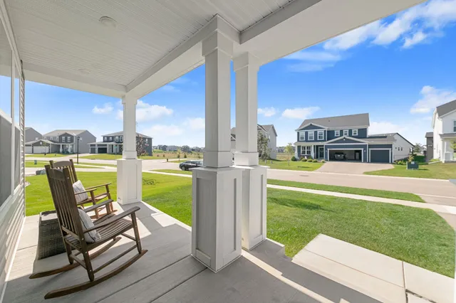 $675,000 | 10318 Mcgregor Boulevard, St. Paul, MN 55129