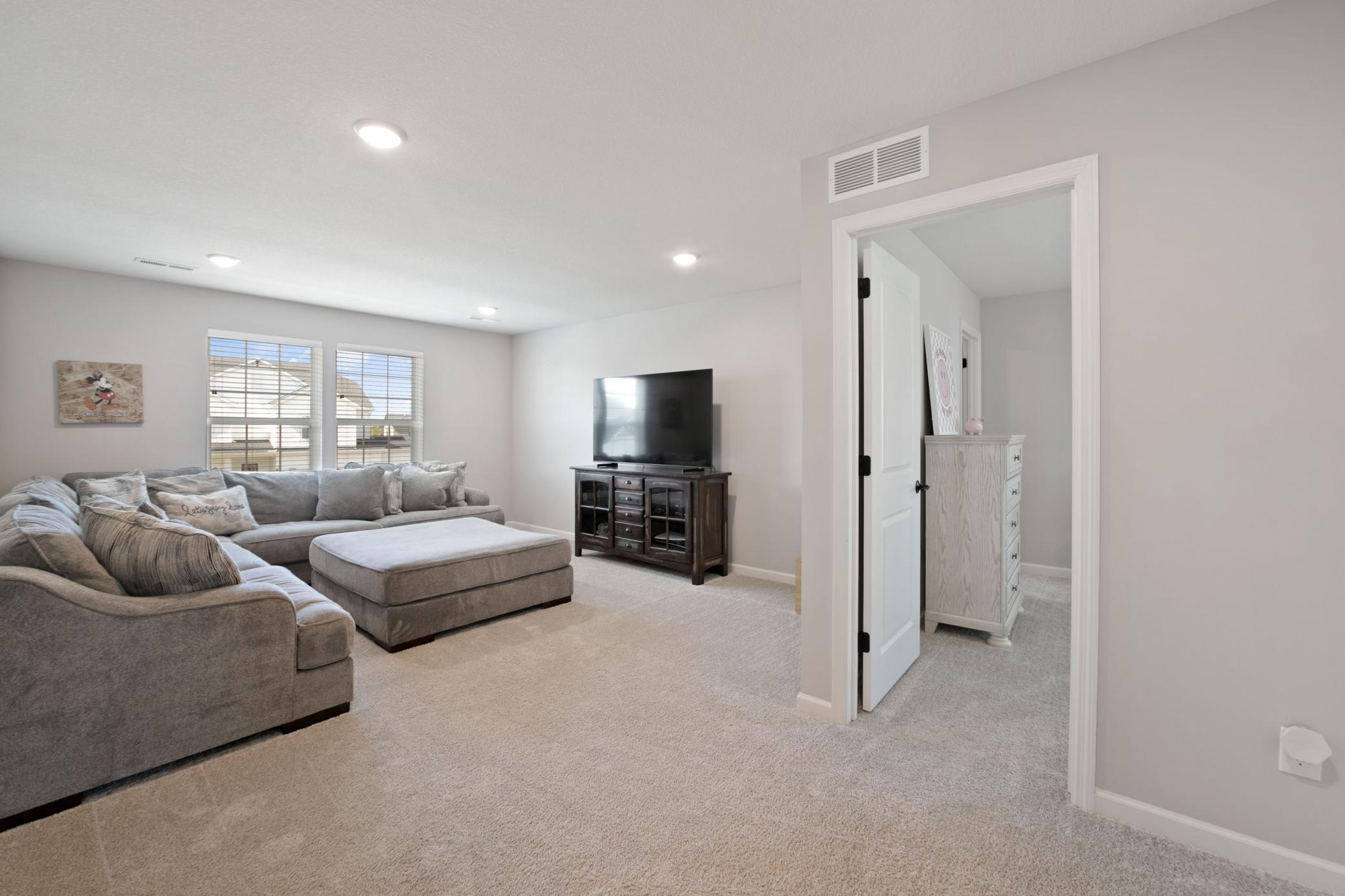 10318 Mcgregor Boulevard St. Paul, MN 55129 - Photo 31 of 40