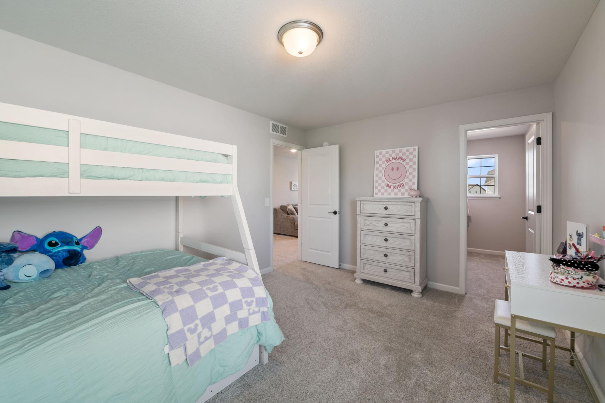 10318 Mcgregor Boulevard St. Paul, MN 55129 - Photo 35 of 40