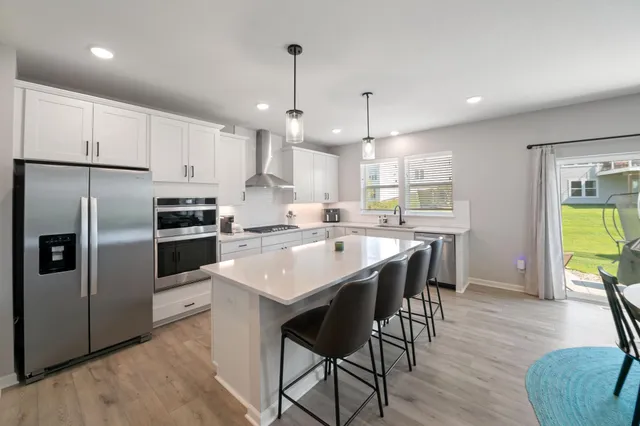 $675,000 | 10318 Mcgregor Boulevard, St. Paul, MN 55129