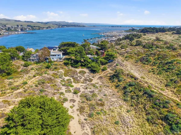 $445,000 | 1850 Whaleship Road, Bodega Bay, CA 94923