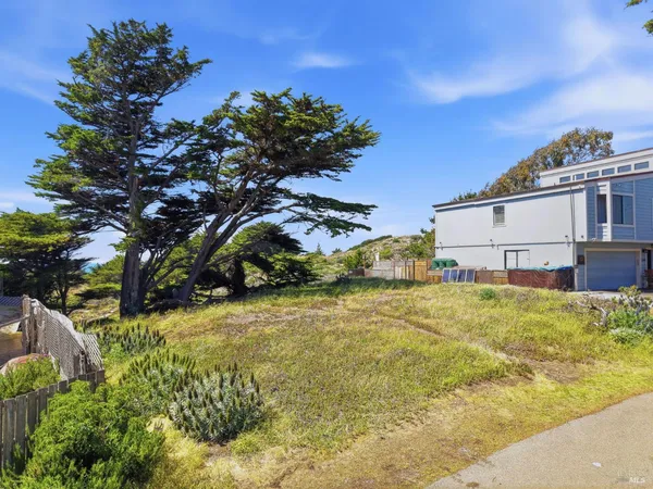 $445,000 | 1850 Whaleship Road, Bodega Bay, CA 94923