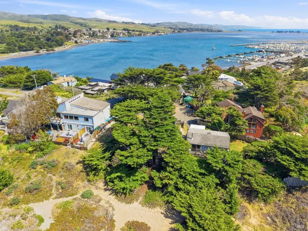 $445,000 | 1850 Whaleship Road, Bodega Bay, CA 94923