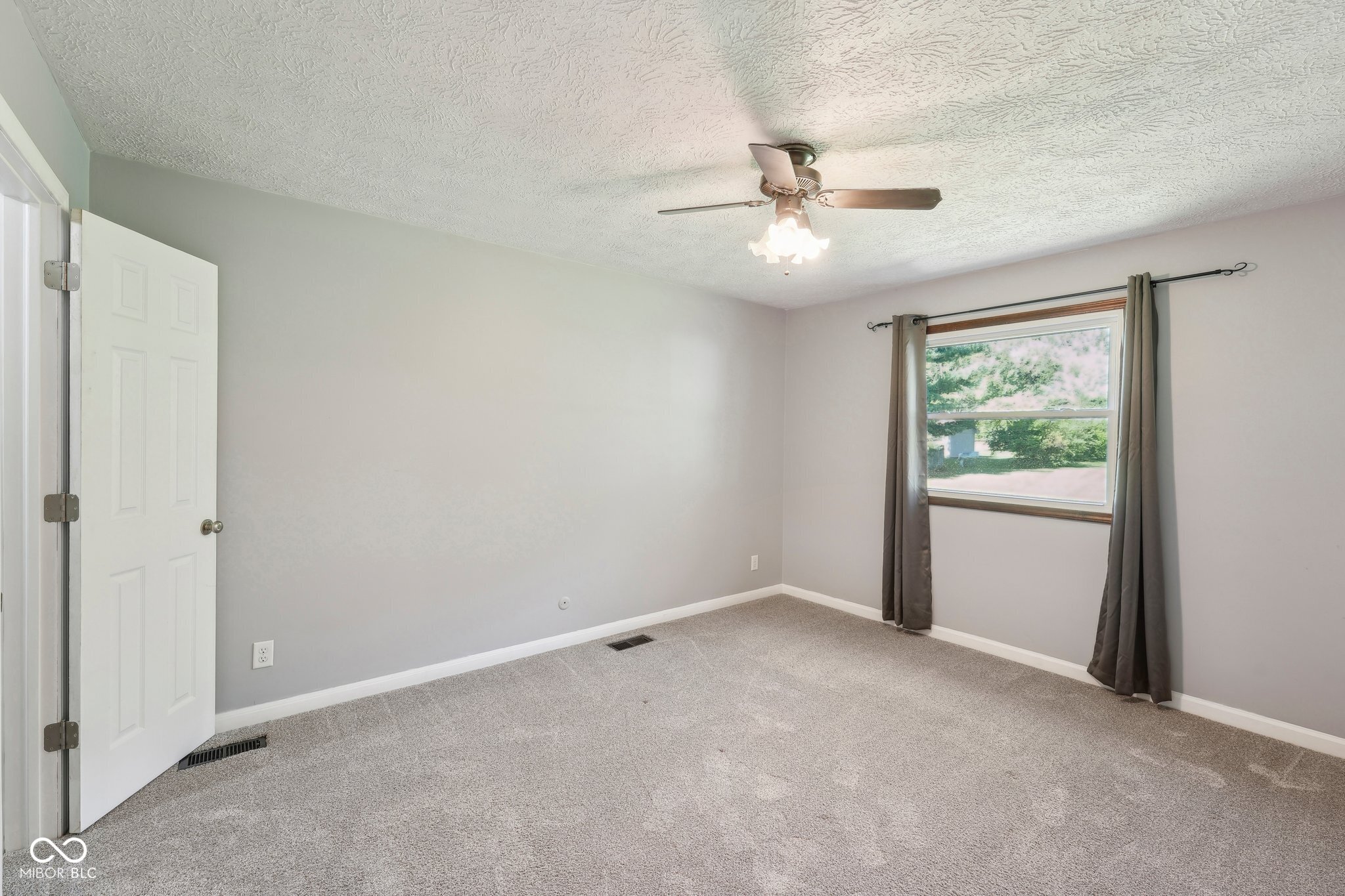8823 Rocky Ridge Road Indianapolis, IN 46217 - Photo 23 of 31 Gallery Image 23