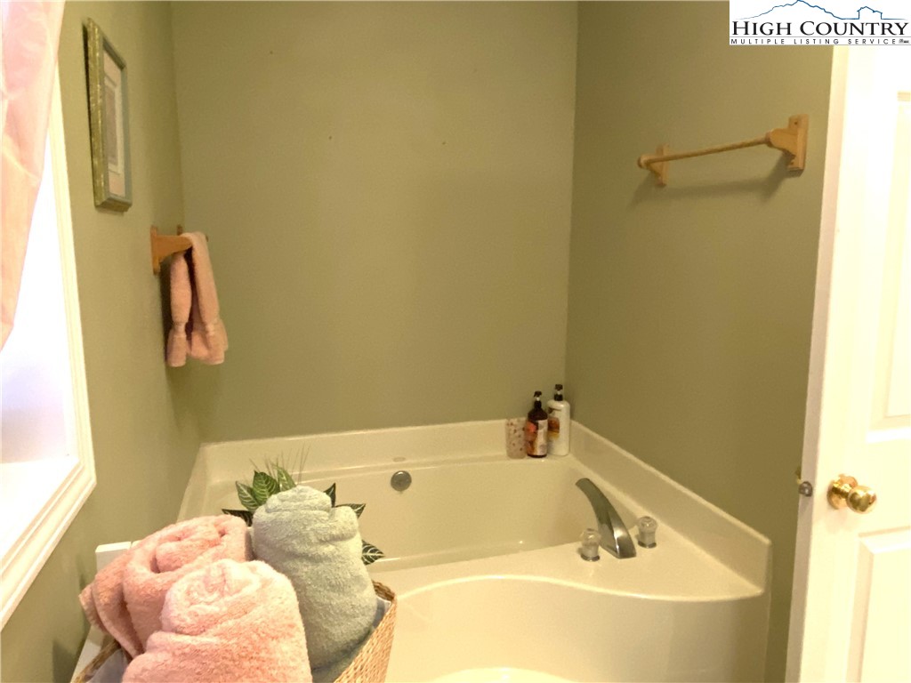 1241 Glade Creek School Road Ennice, NC 28623 - Photo 20 of 49