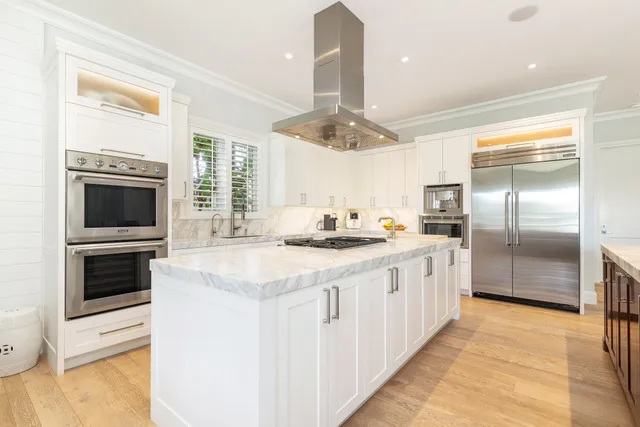 $9,900,000 | 222 Arlington Road, West Palm Beach, FL 33405