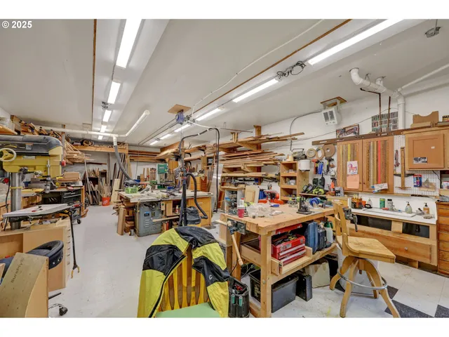 $750,000 | 84771 Murdock Road, Eugene, OR 97405