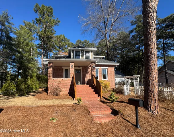 $619,999 | 132 Tower Street, Southern Pines, NC 28387
