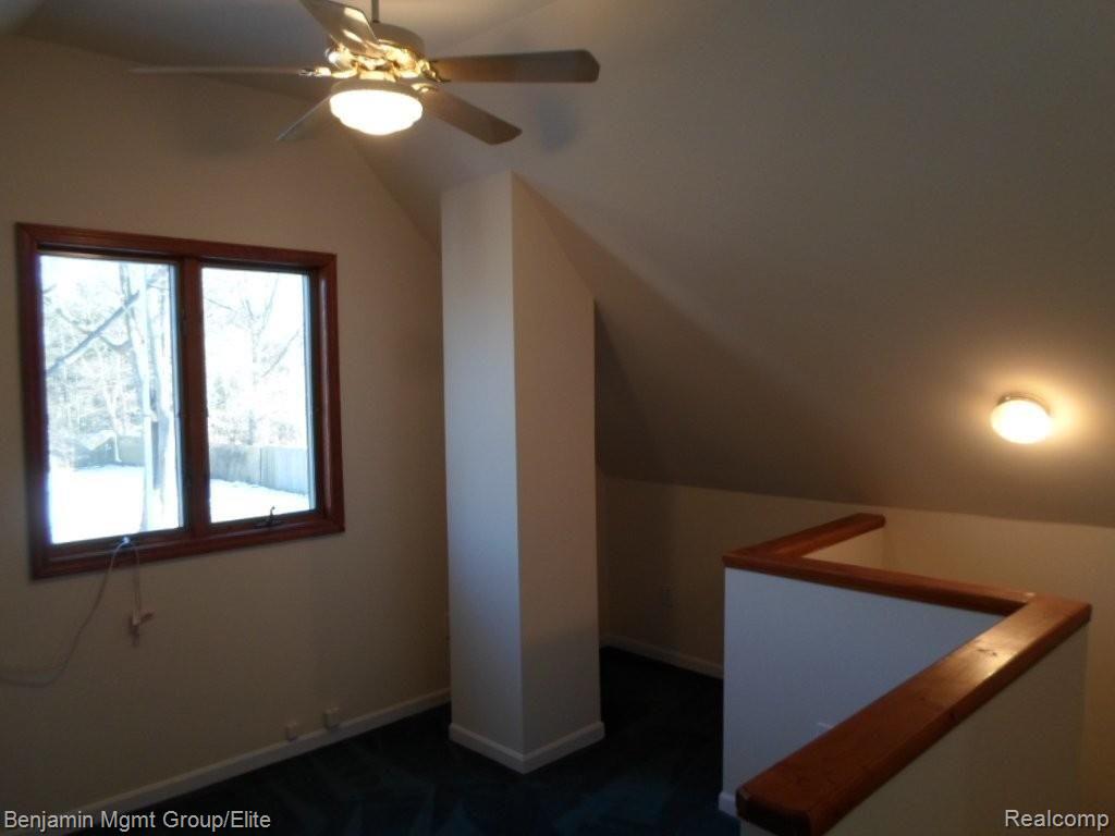 3149 Donley Avenue Rochester, MI 48309 - Photo 12 of 14 UPPER LEVEL