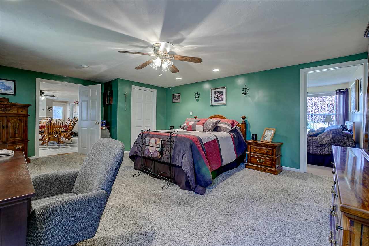 28 East Dunstable Road Nashua, NH 03060 - Photo 20 of 36