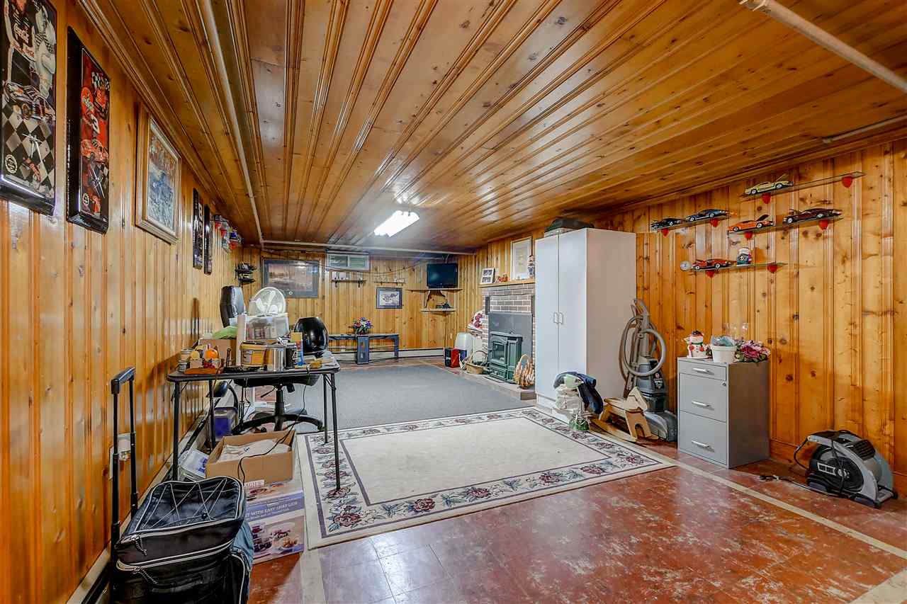 28 East Dunstable Road Nashua, NH 03060 - Photo 29 of 36