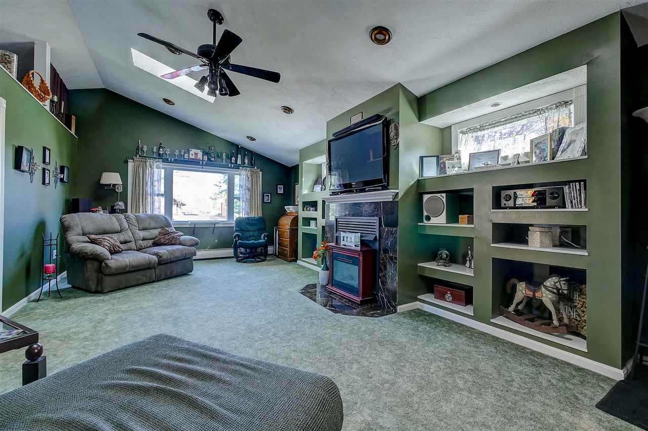 28 East Dunstable Road Nashua, NH 03060 - Photo 4 of 36