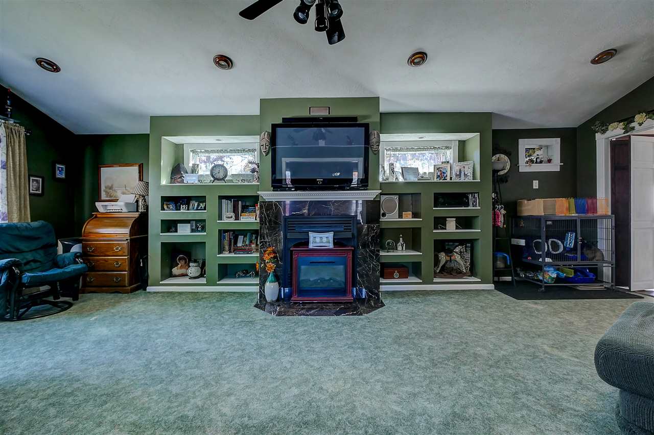 28 East Dunstable Road Nashua, NH 03060 - Photo 5 of 36