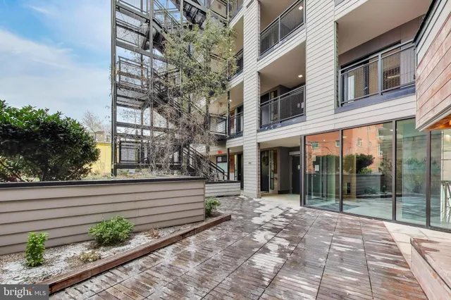 $2,600 | 1550 11th Street Northwest, Unit 203, Washington, DC 20005