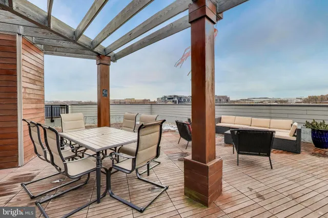 $2,600 | 1550 11th Street Northwest, Unit 203, Washington, DC 20005