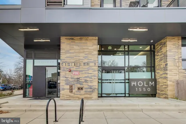 $2,600 | 1550 11th Street Northwest, Unit 203, Washington, DC 20005