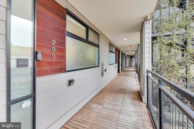 $2,600 | 1550 11th Street Northwest, Unit 203, Washington, DC 20005