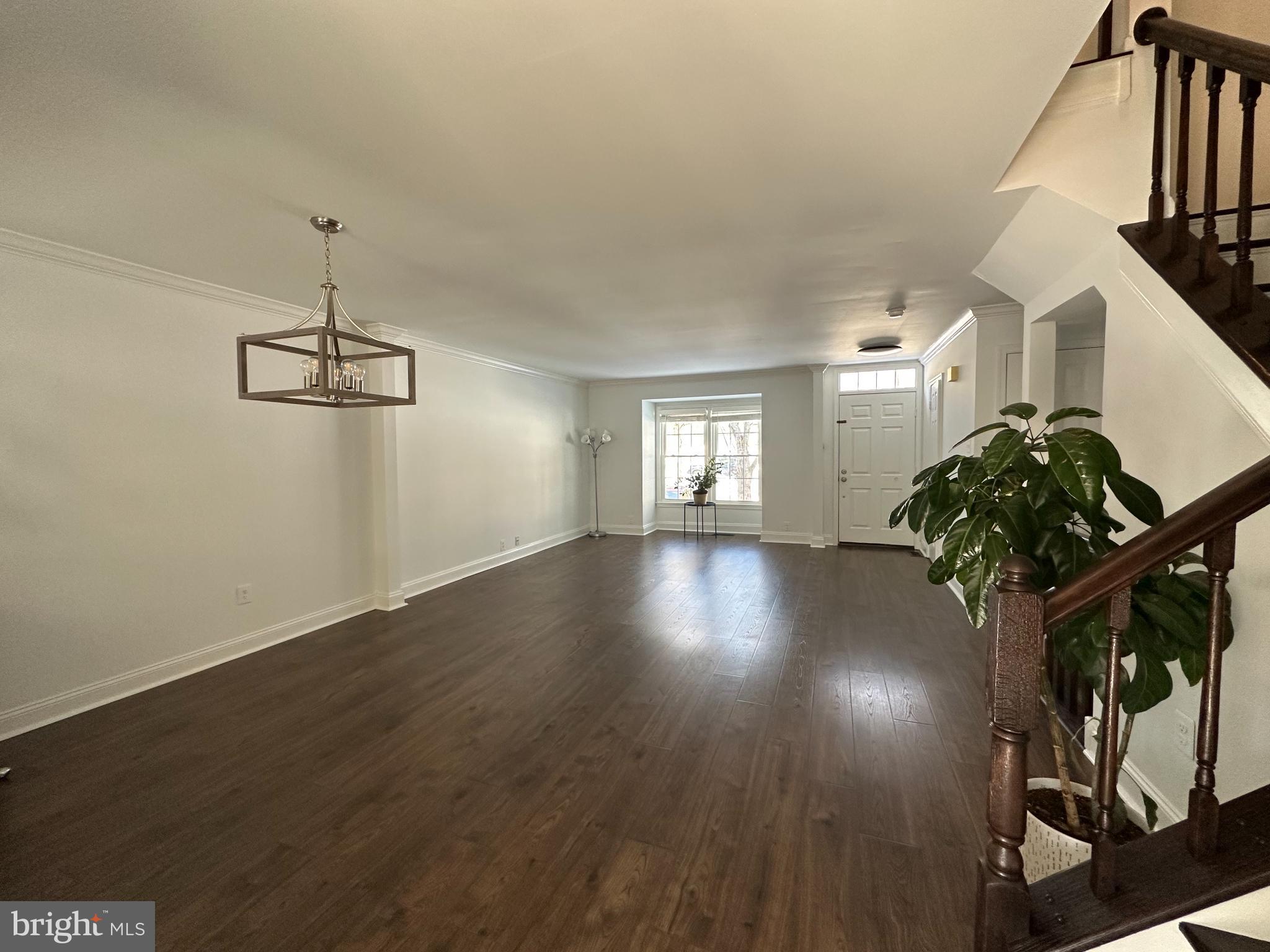 4713 Columbia Road Ellicott City, MD 21042 - Photo 14 of 39 Main level